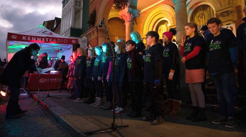 28th November – “Magical, beautiful” Hungerford Christmas lights switch-on – Kennet Radio will be there