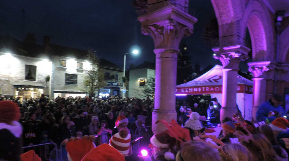 Kennet Radio at the Hungerford Christmas lights switch-on
