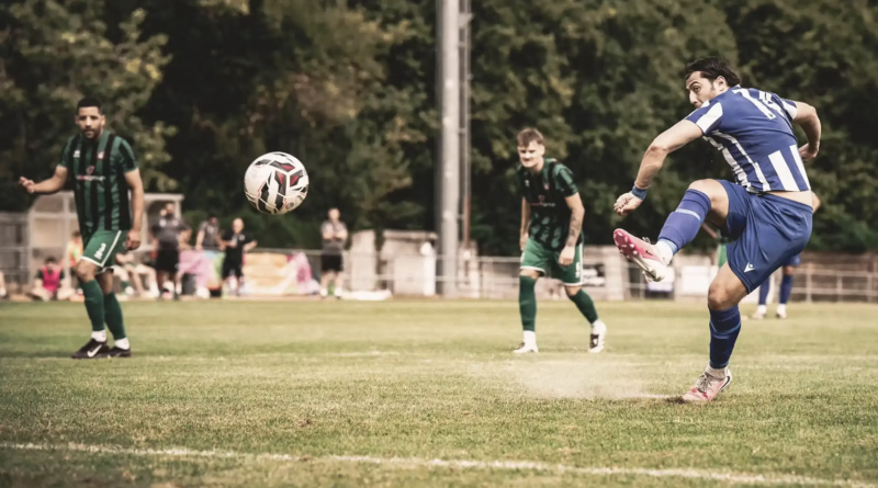 Emphatic 5:1 win for Thatcham Town